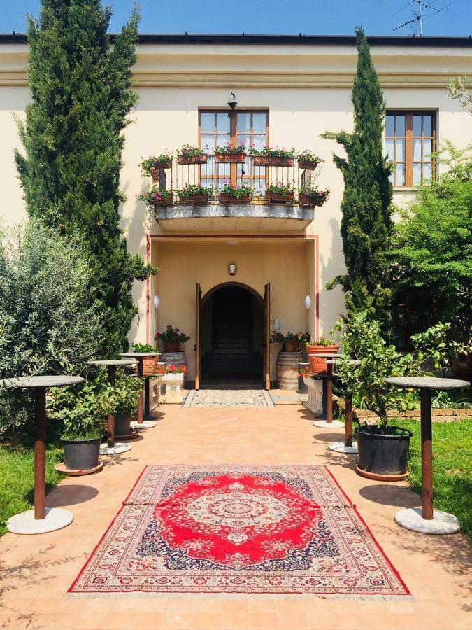 Agriturismo Mulino Bianco Lonato Eksteriør billede