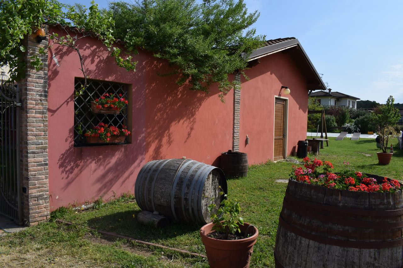 Agriturismo Mulino Bianco Lonato Eksteriør billede