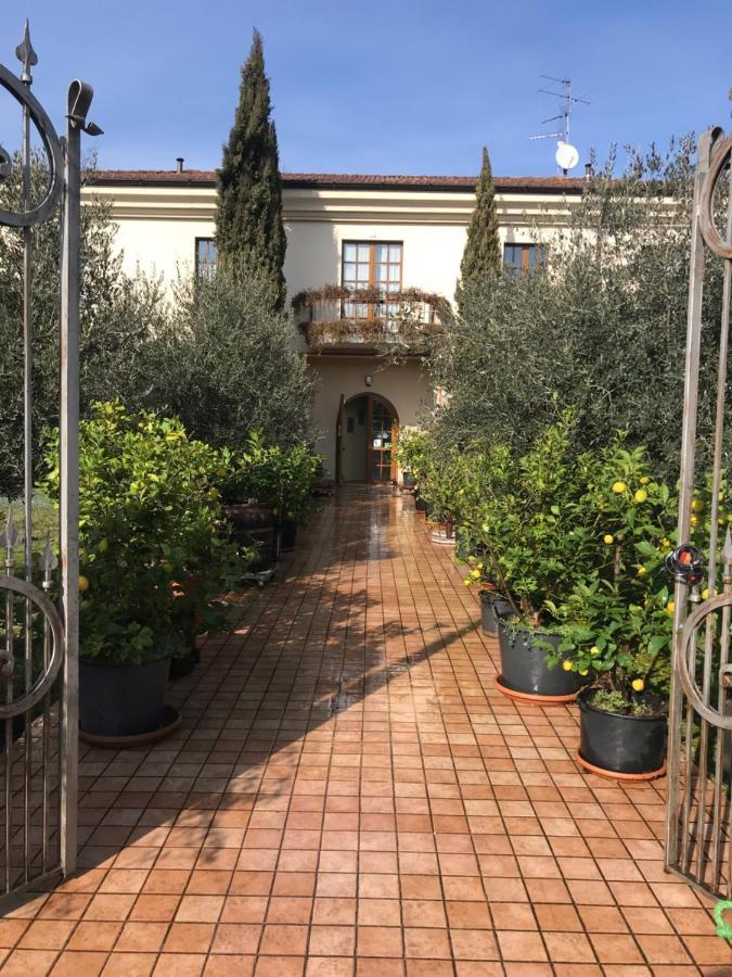 Agriturismo Mulino Bianco Lonato Eksteriør billede